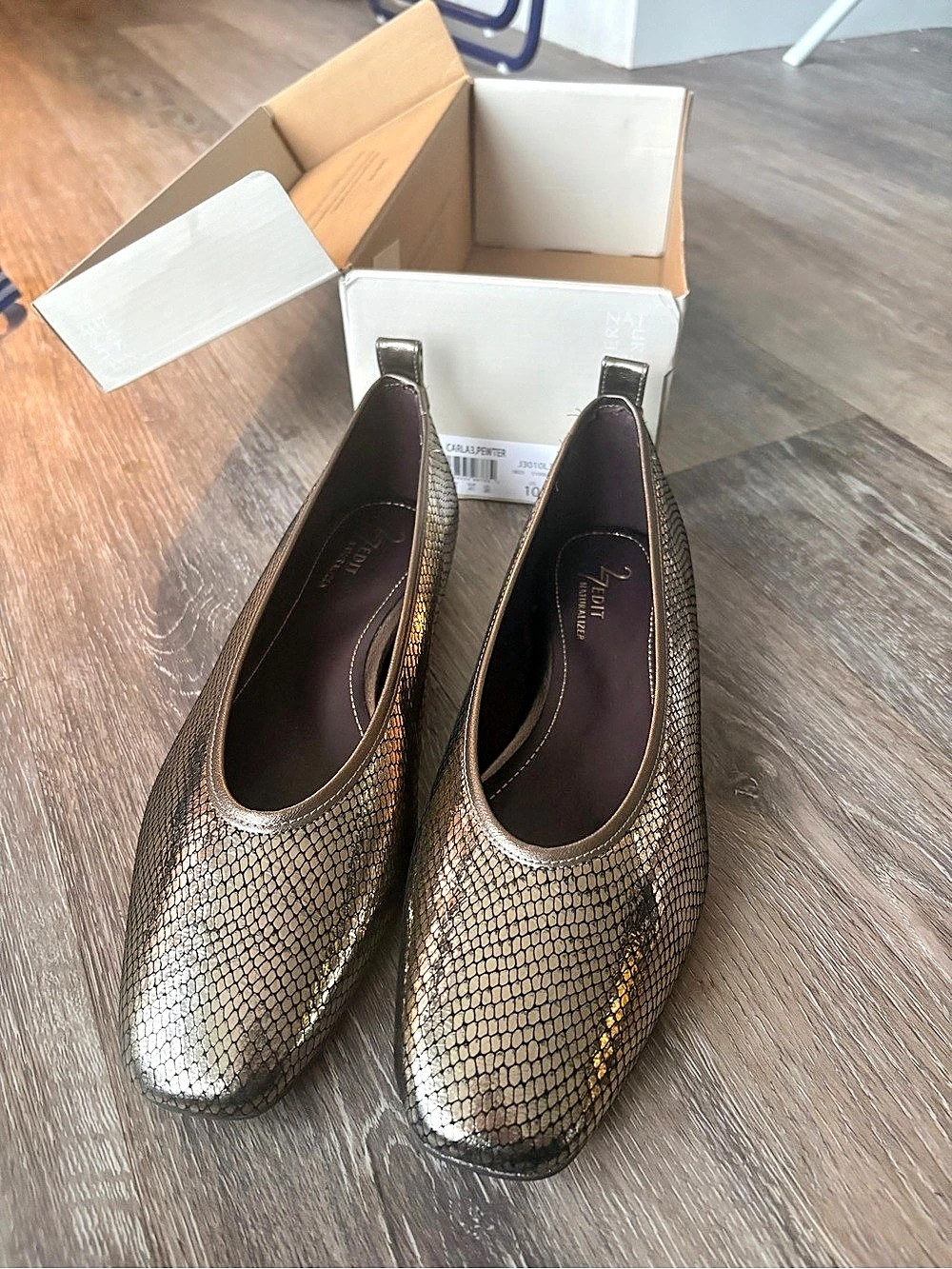 NWT 27 Edit Naturalizer Clara Flats Pewter 10